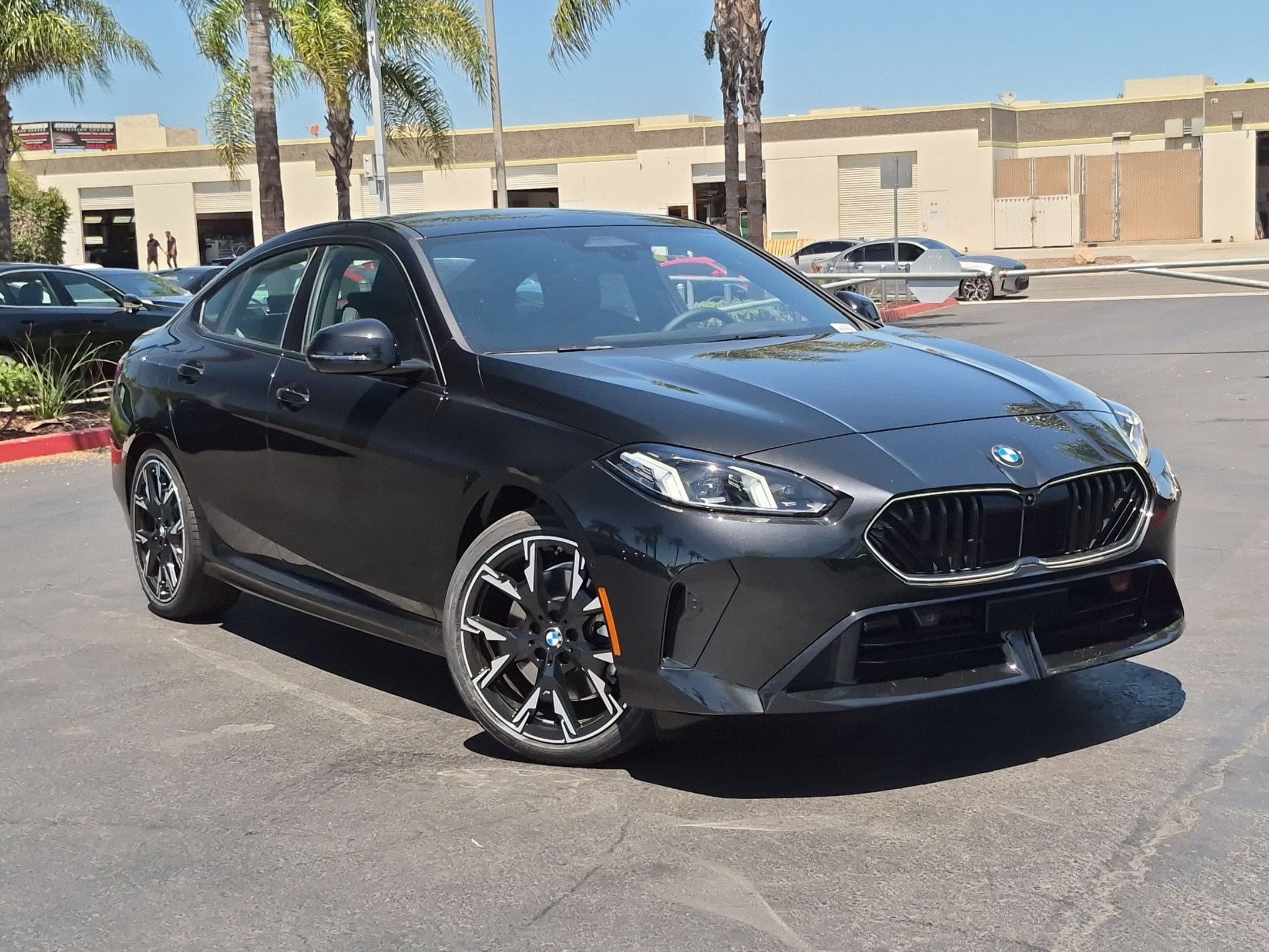 2026 BMW 2 photo 2