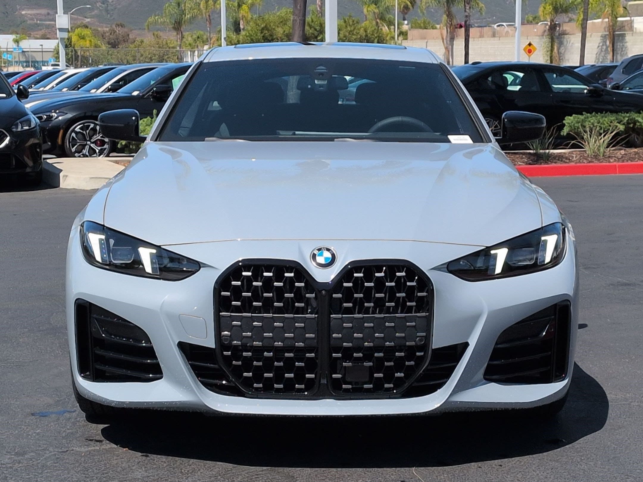2026 BMW 4 photo 3