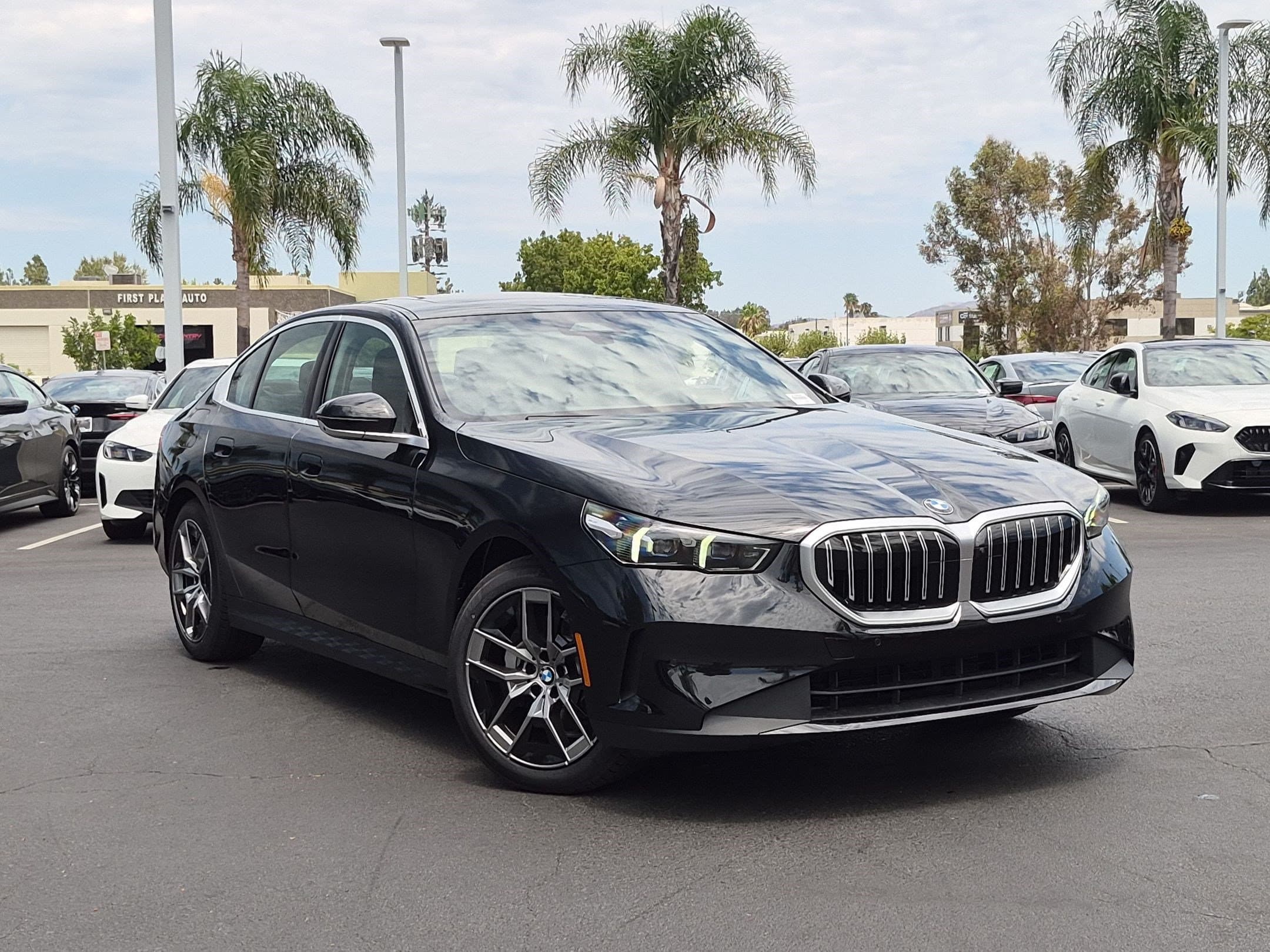 2027 BMW 5 photo 2