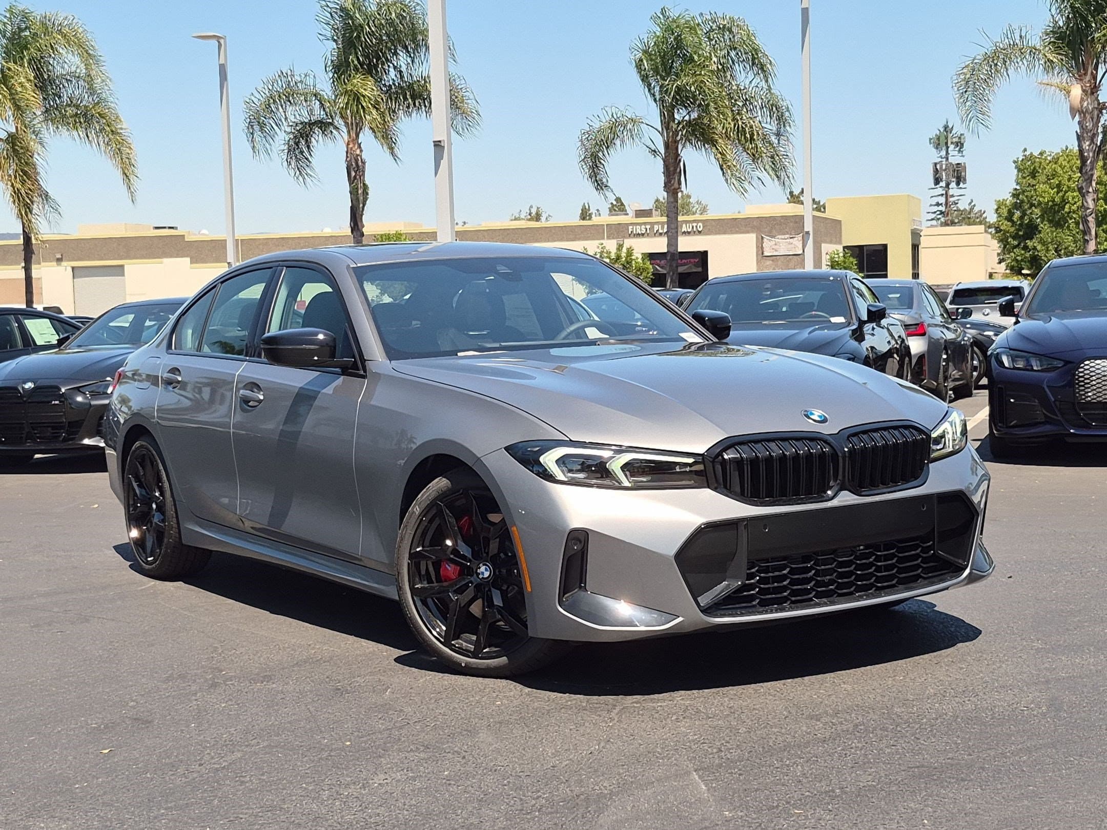 2026 BMW 3 photo 2