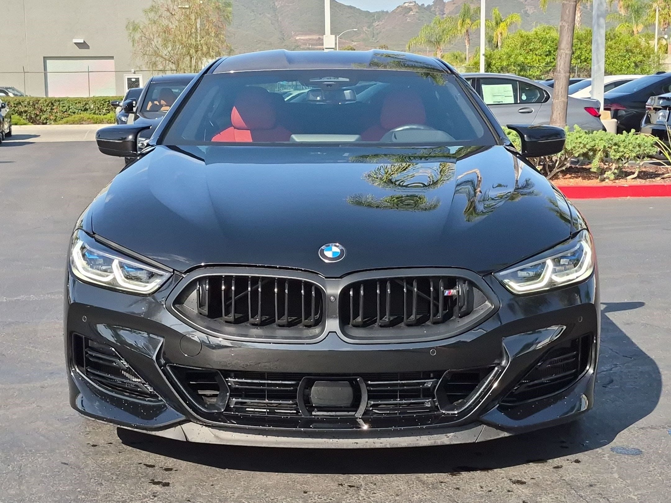 2025 BMW 8 photo 3