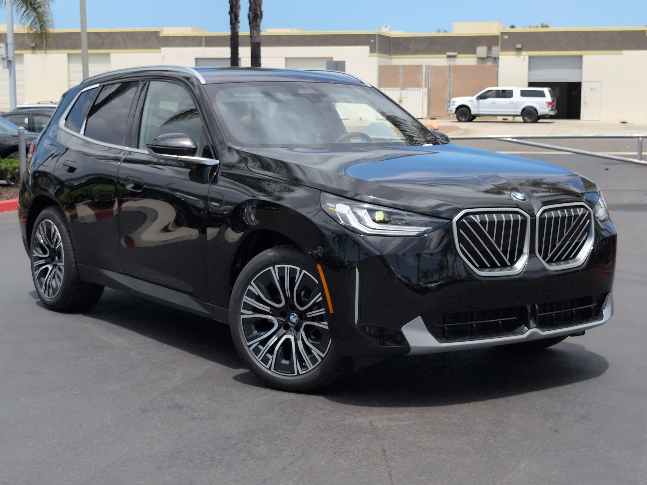 2026 BMW X3 photo 2