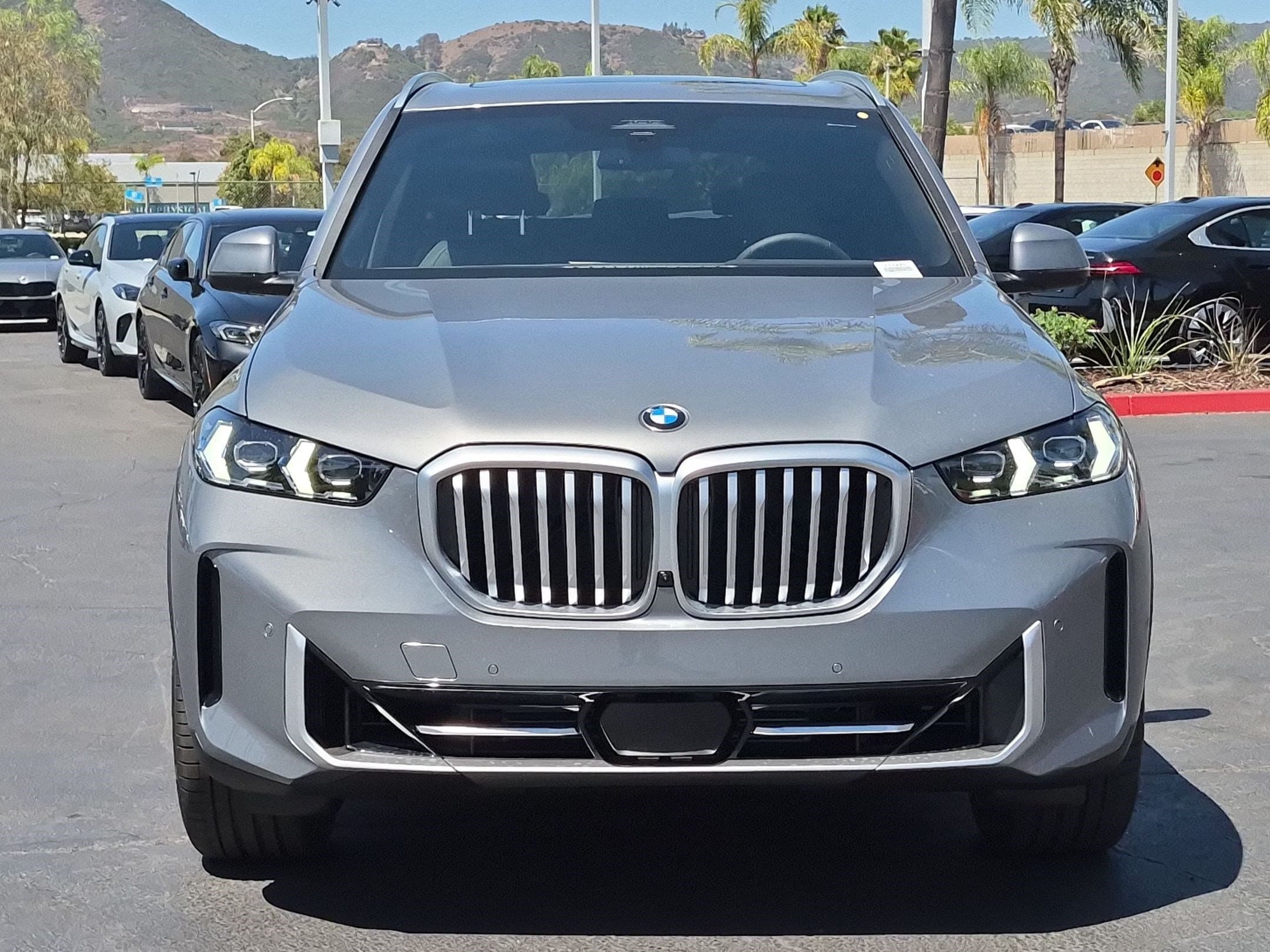 2026 BMW X5 photo 3