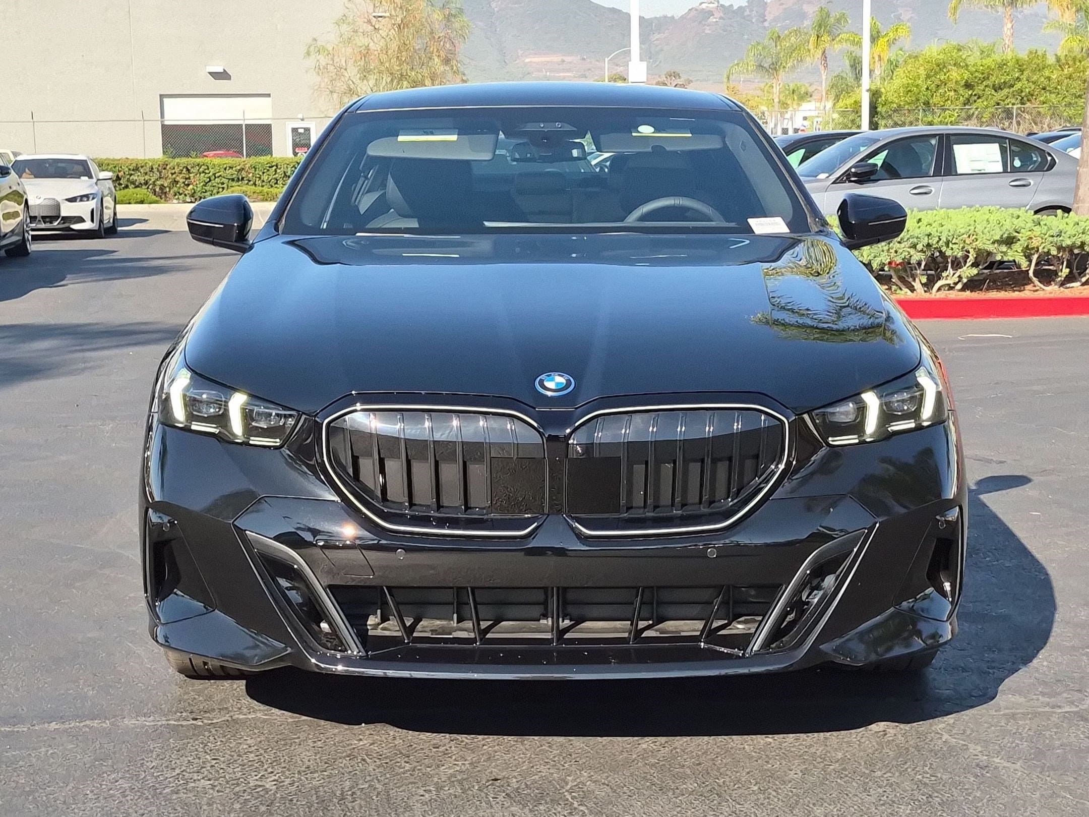 2027 BMW 5 photo 3