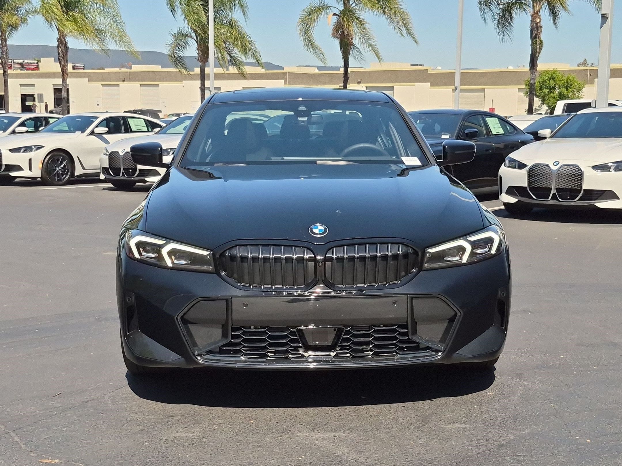 2026 BMW 3 photo 3
