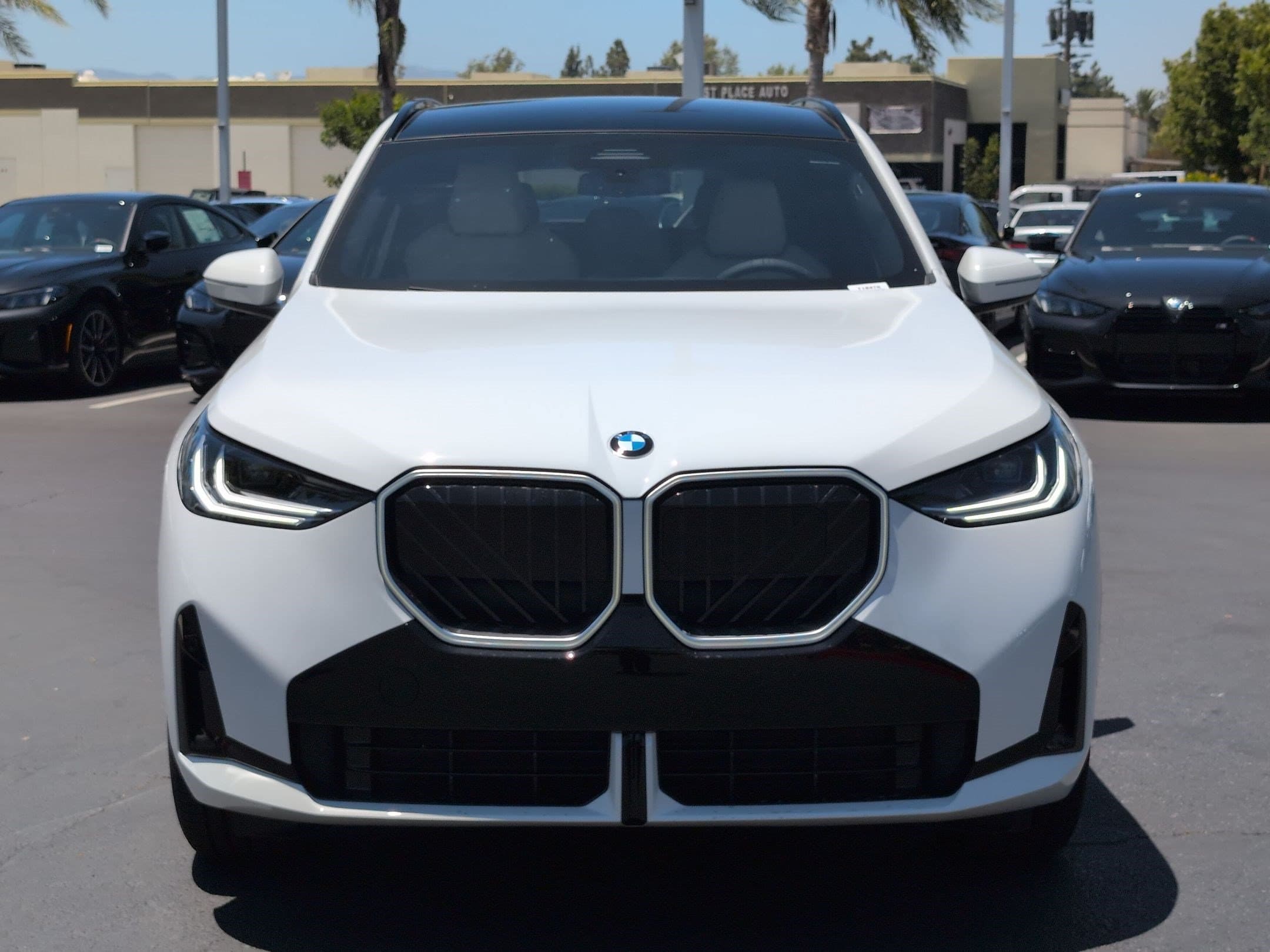 2026 BMW X3 photo 3