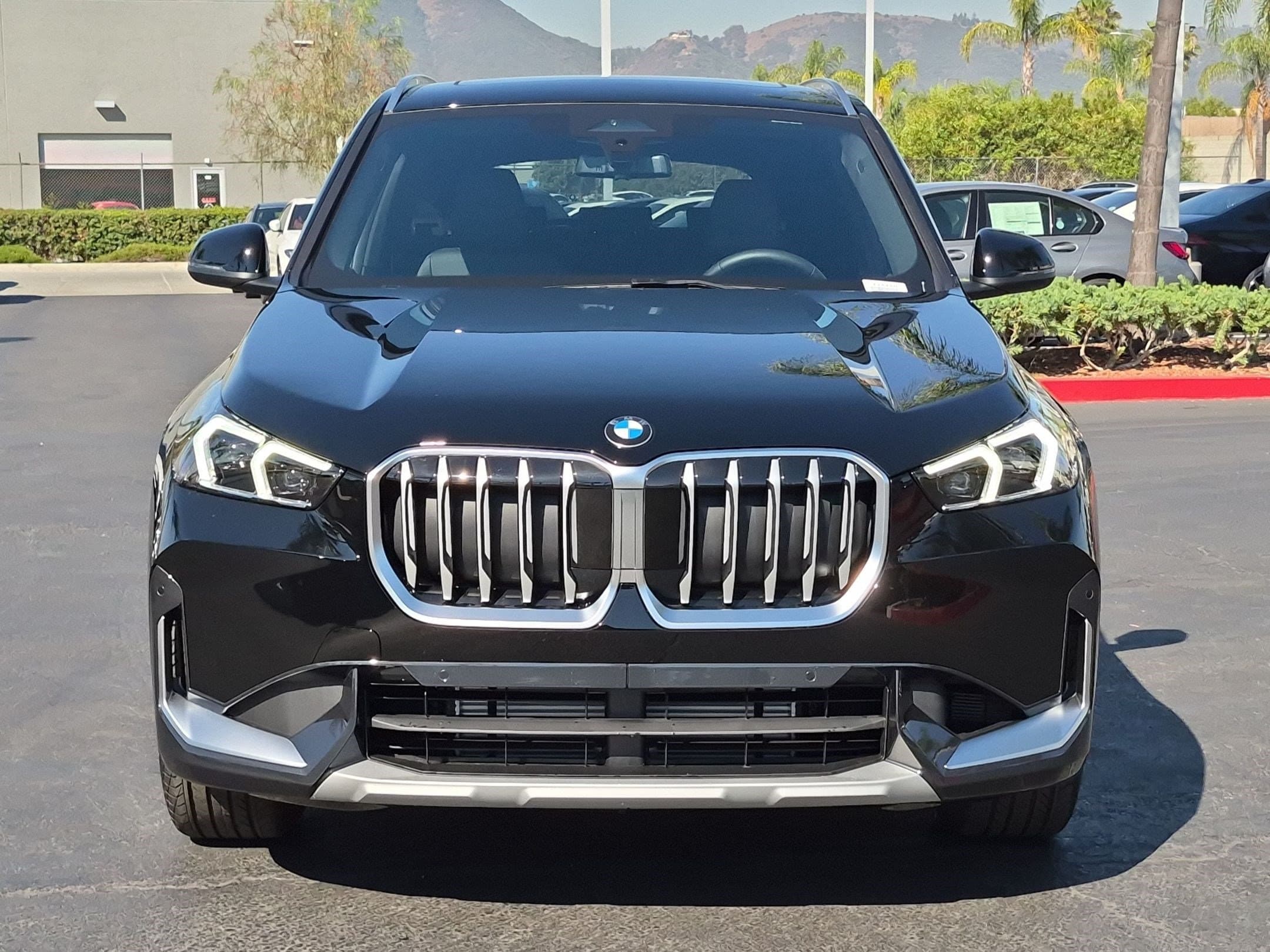 2026 BMW X1 photo 3