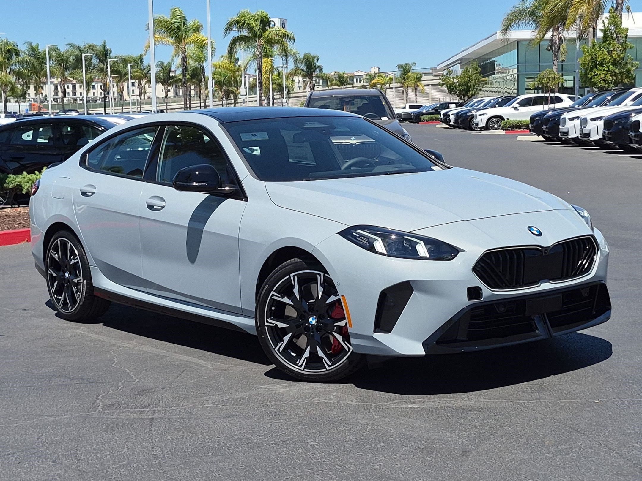 2026 BMW 2 photo 2