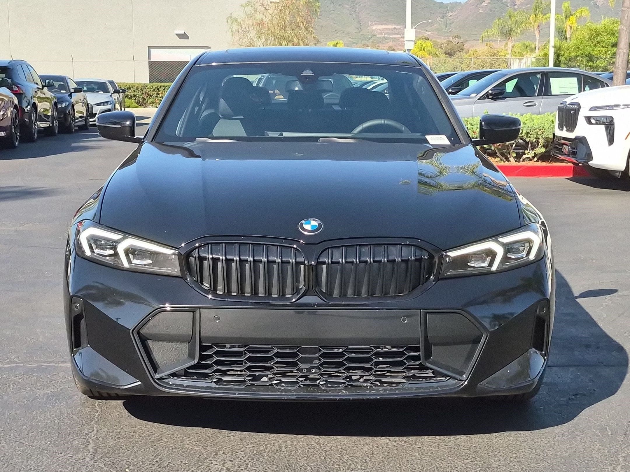 2026 BMW 3 photo 3