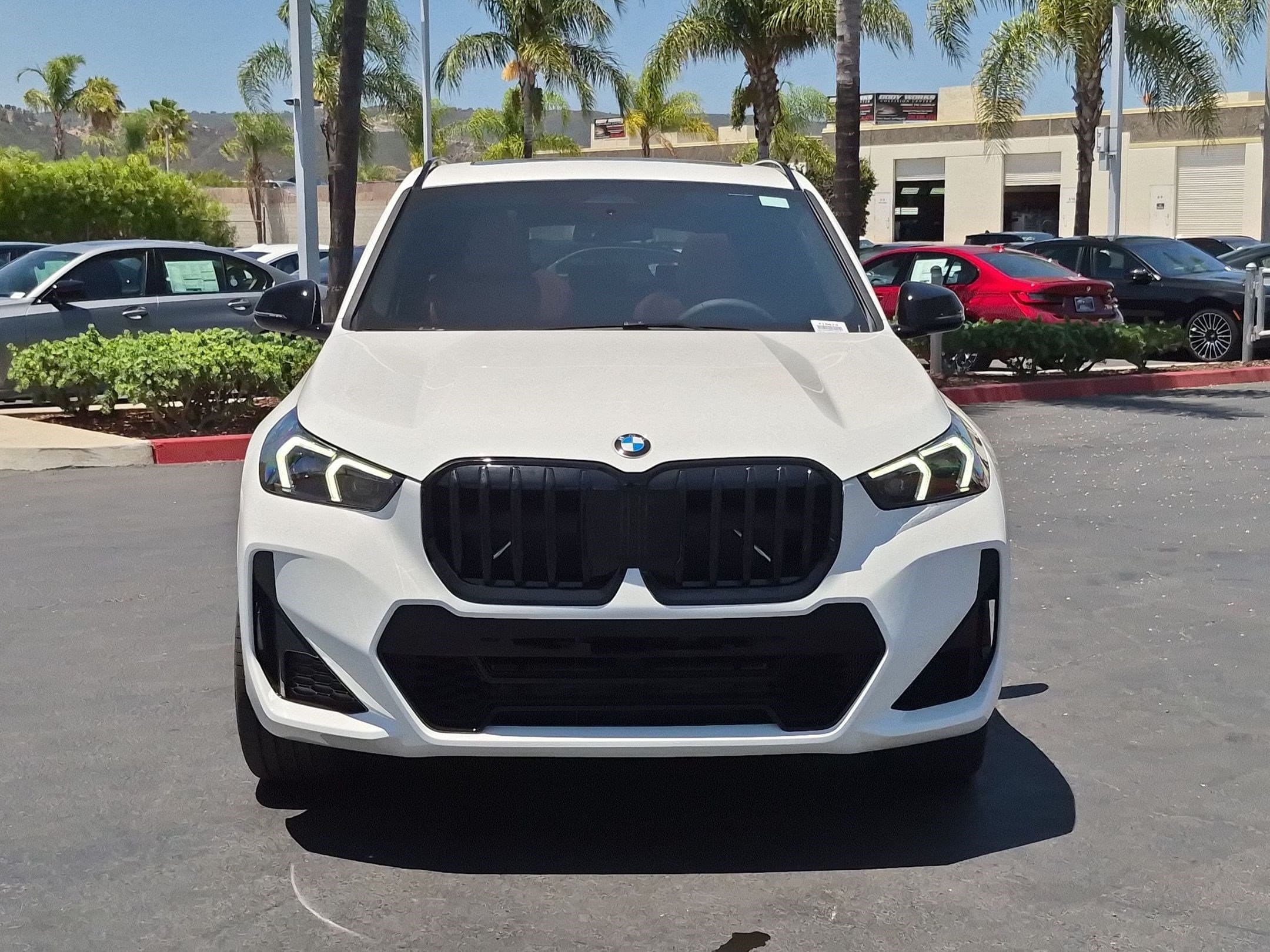 2026 BMW X1 photo 3