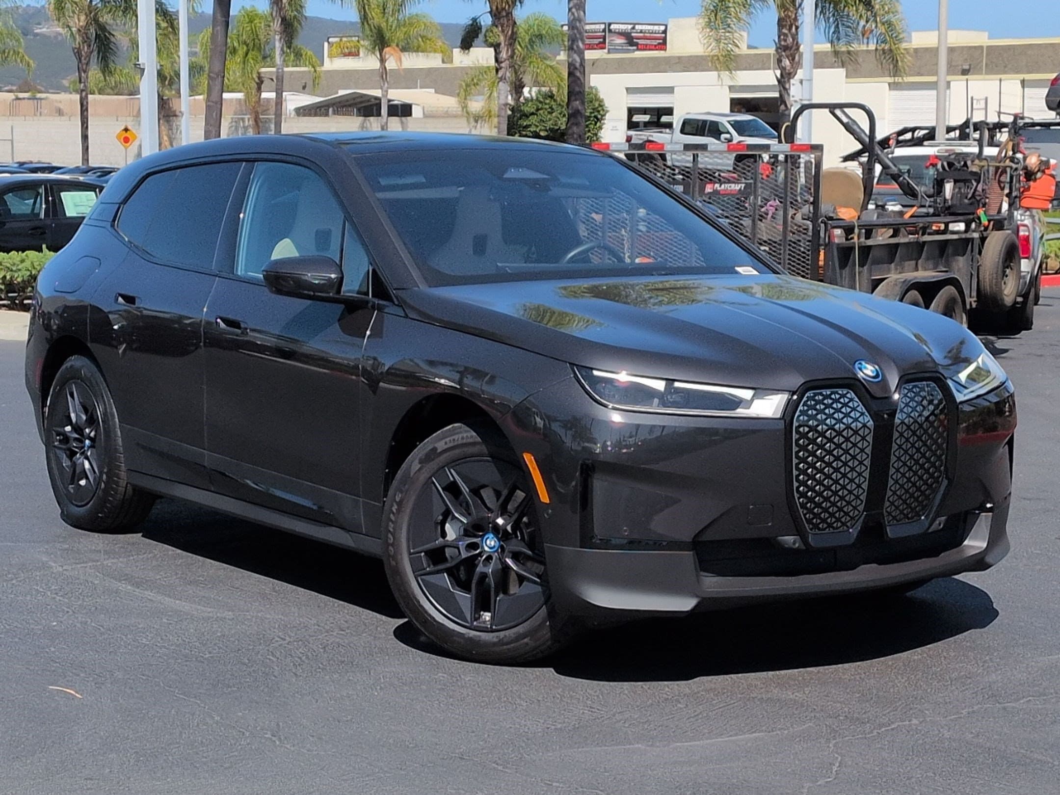2024 BMW iX photo 2