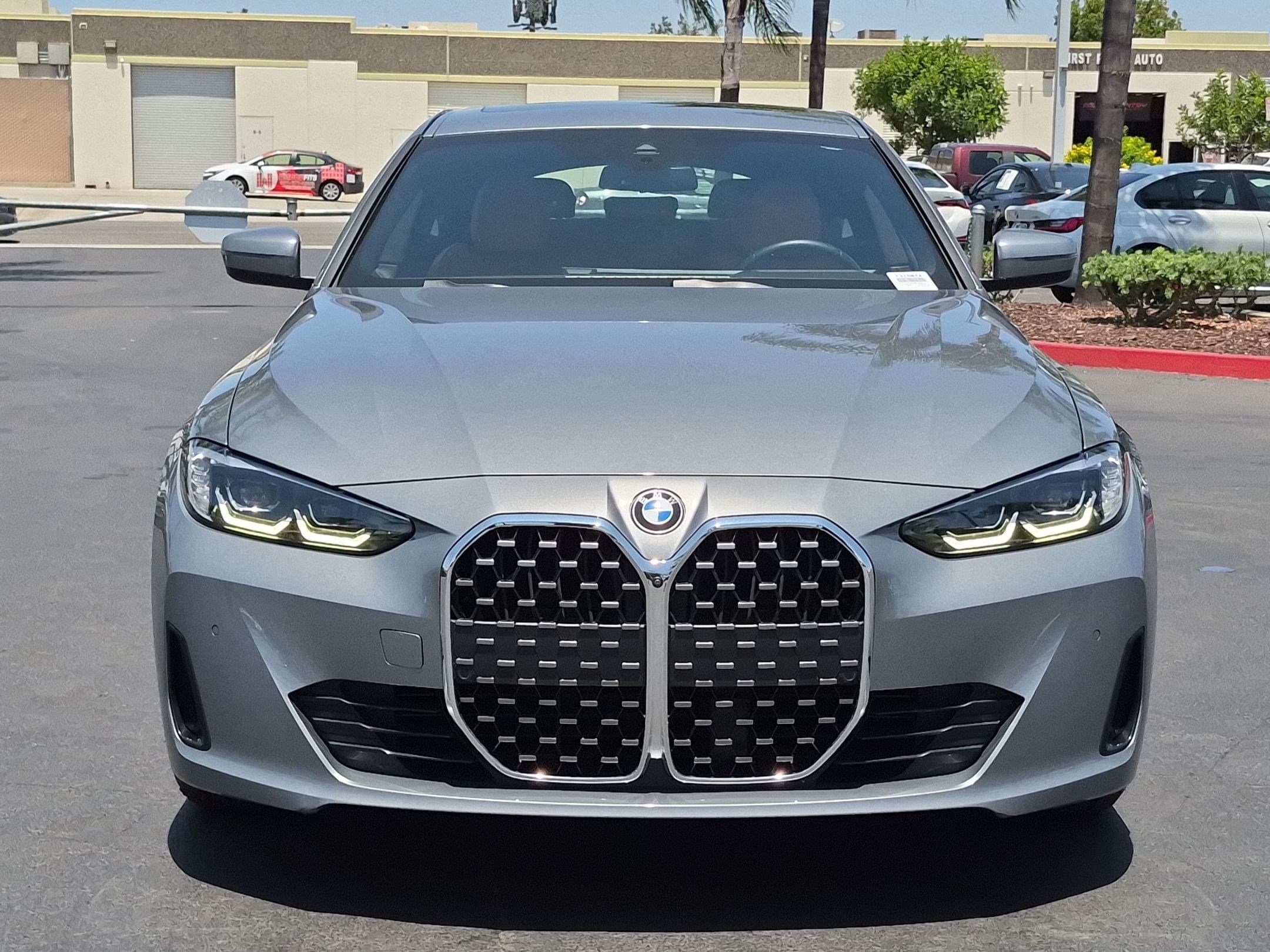 2024 BMW 4 photo 3