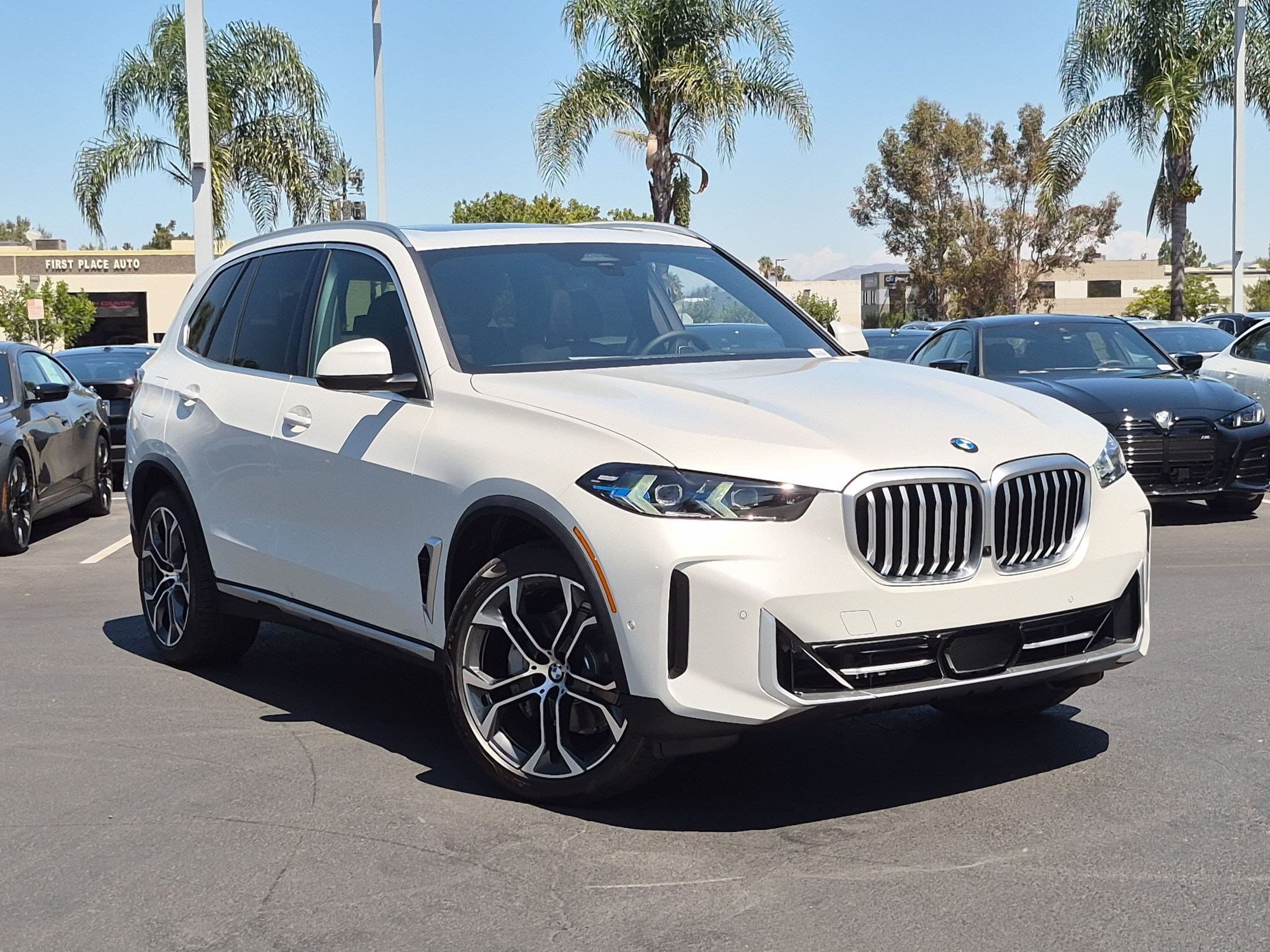 2026 BMW X5 photo 2