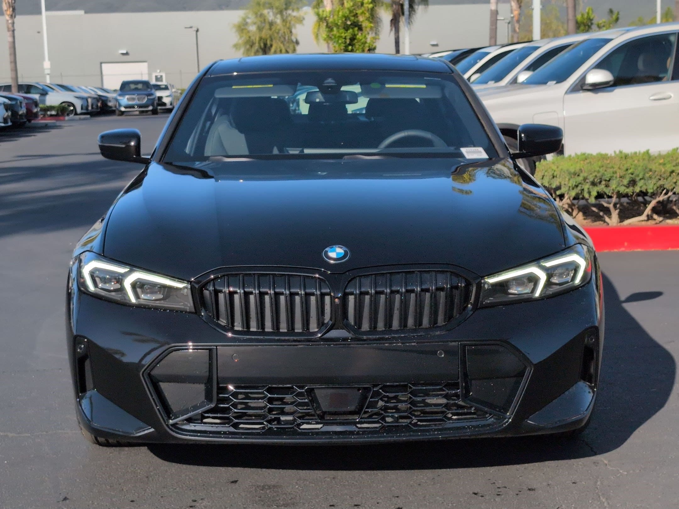 2026 BMW 3 photo 3