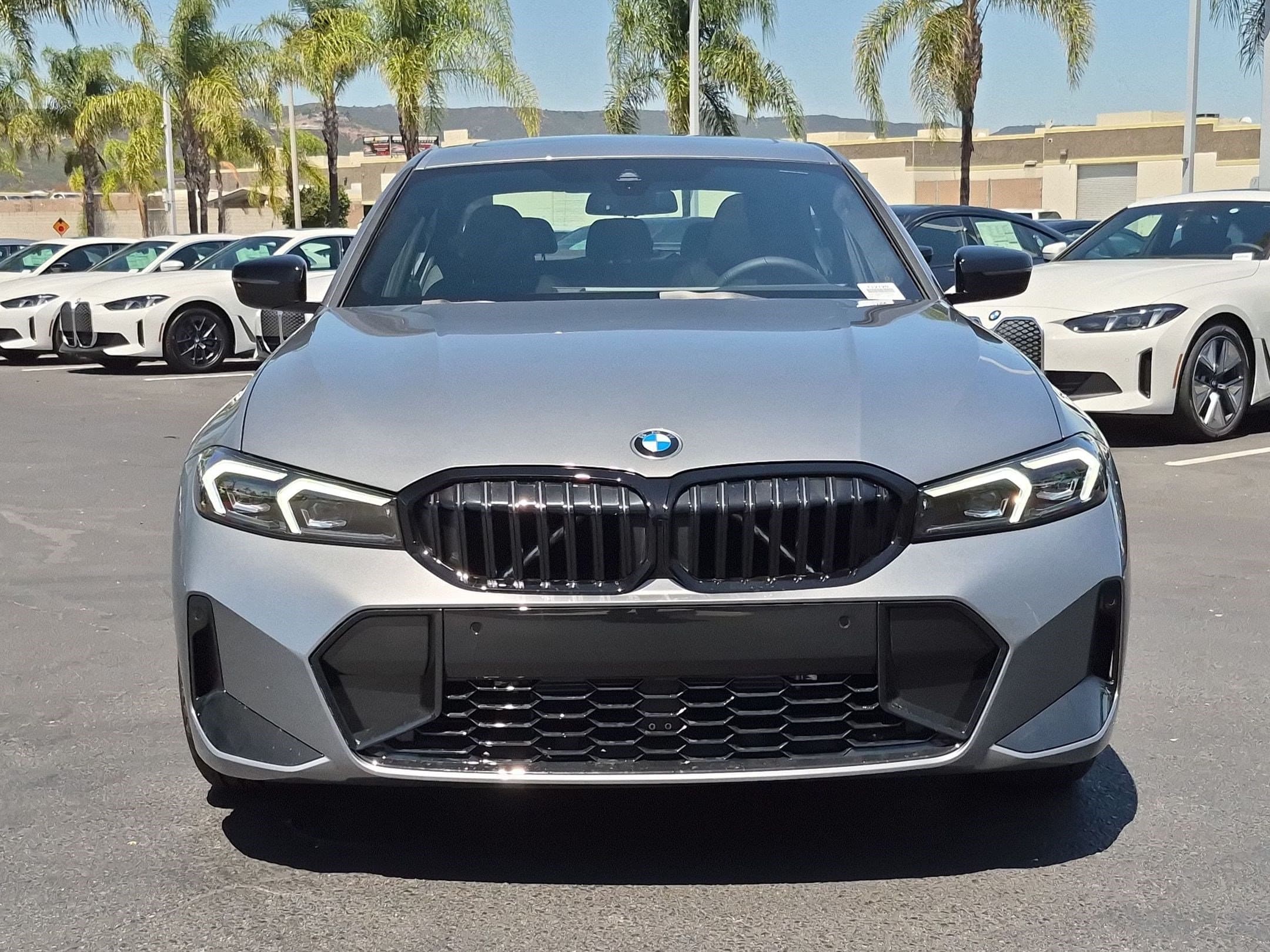 2026 BMW 3 photo 3