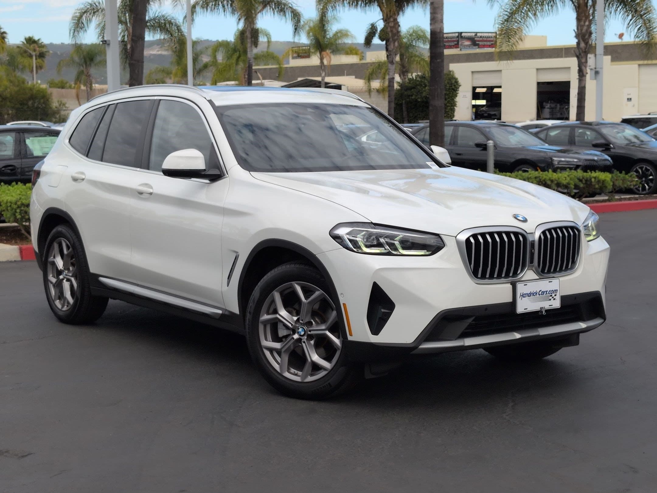 2023 BMW X3 photo 2