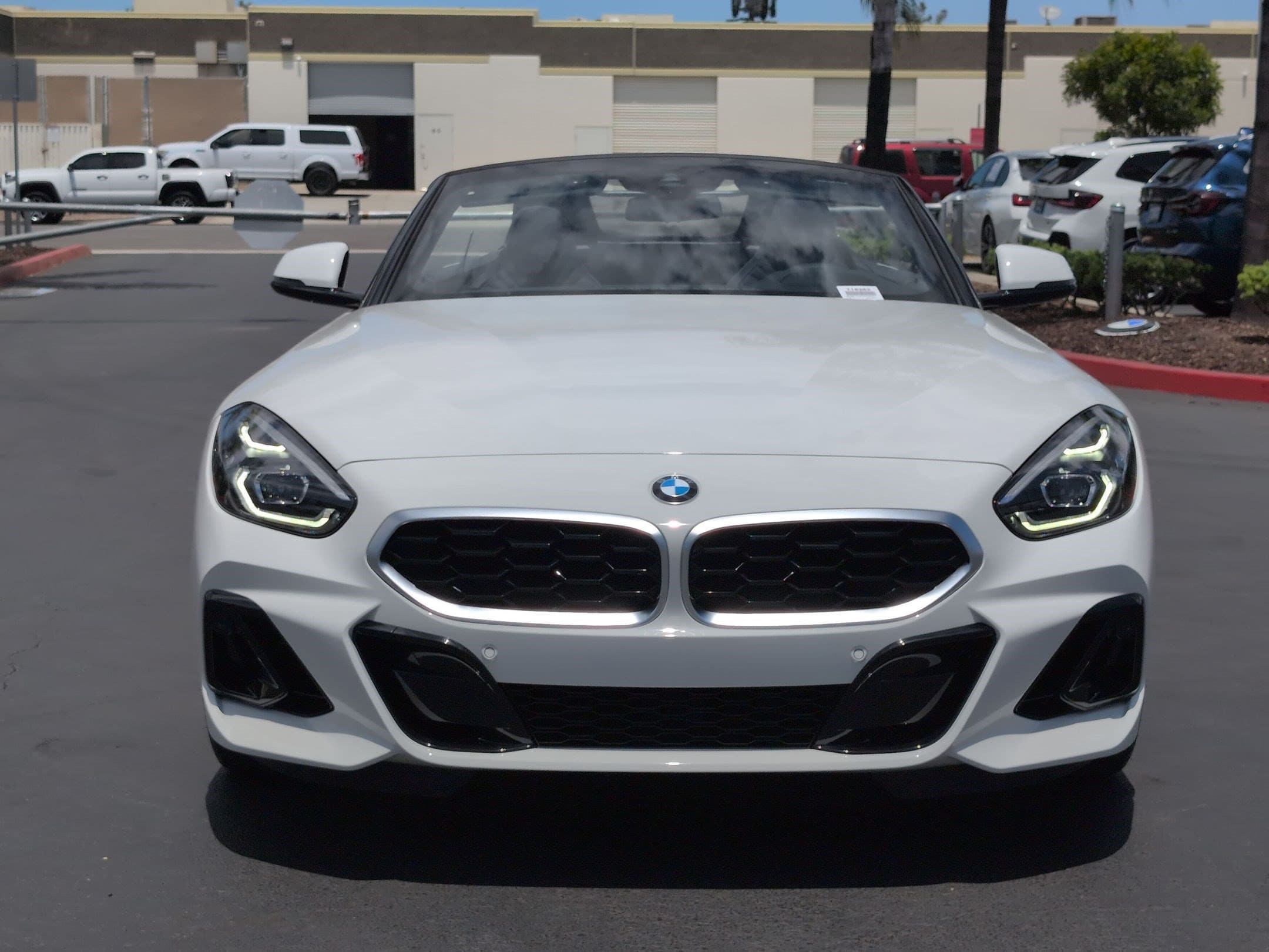 2026 BMW Z4 photo 3