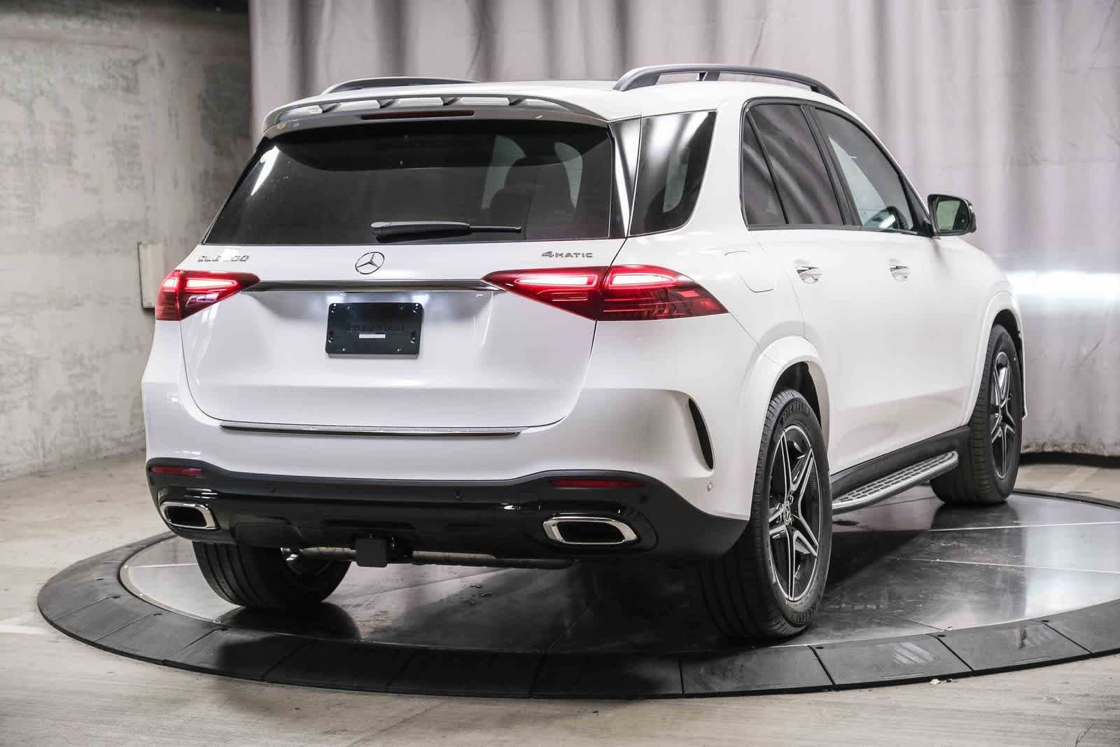 2026 Mercedes-Benz GLE photo 4