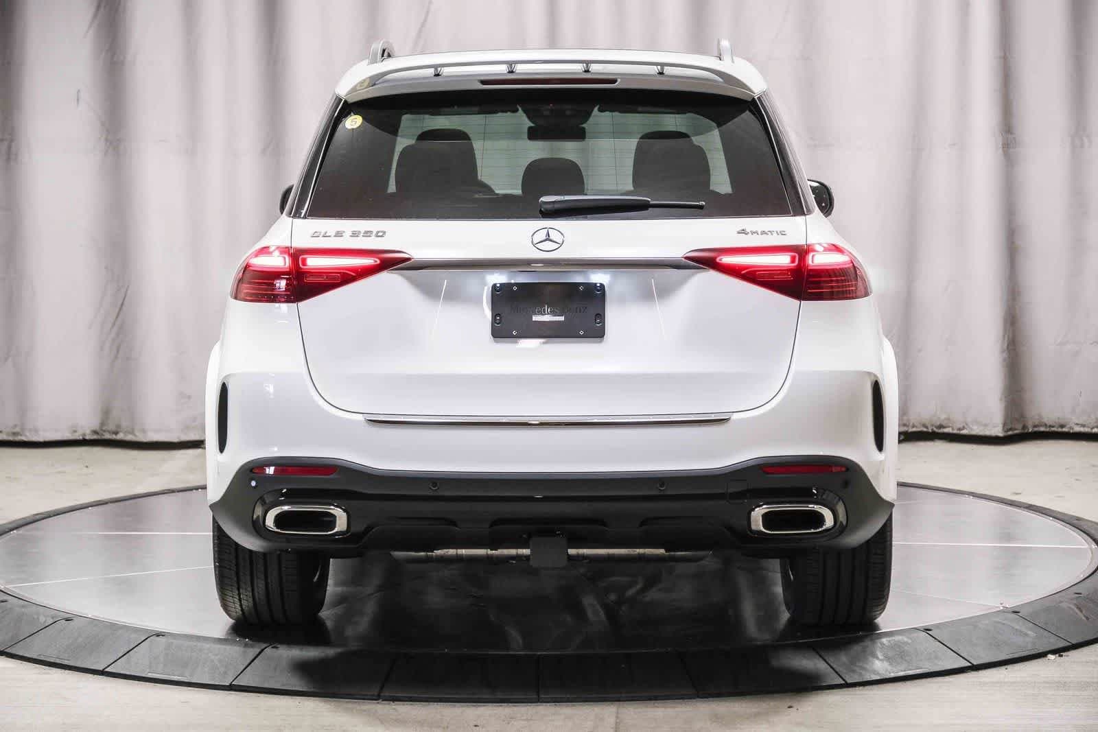 2026 Mercedes-Benz GLE photo 3
