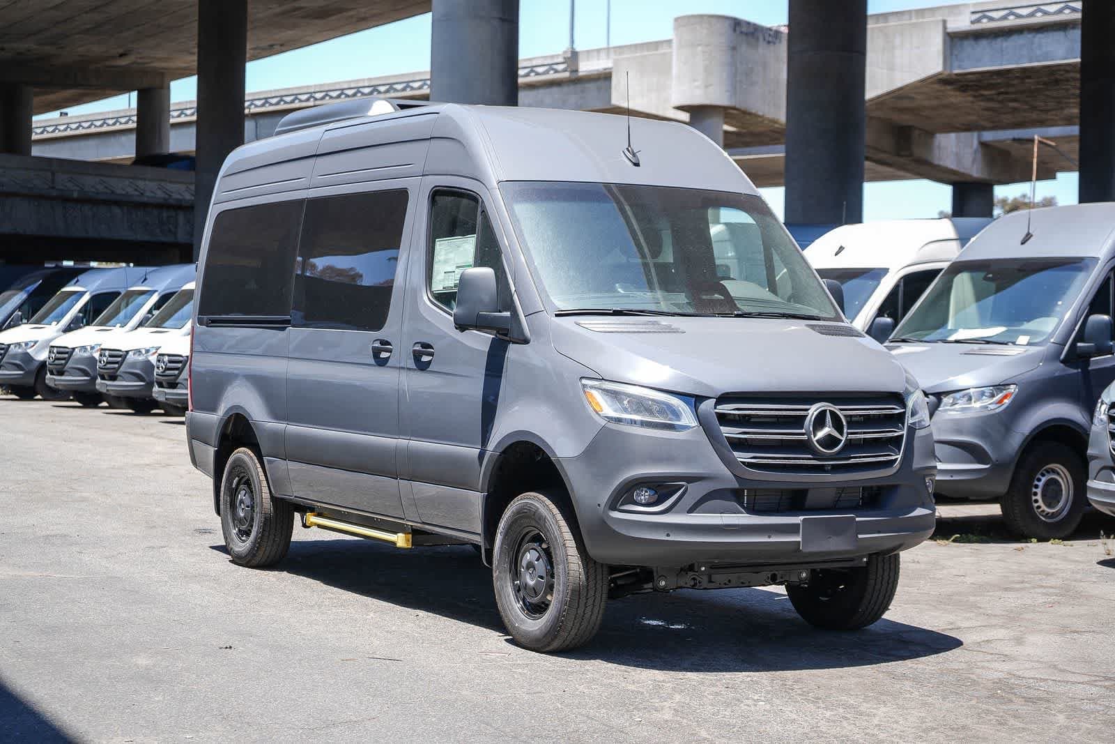 2026 Mercedes-Benz Passenger photo 3
