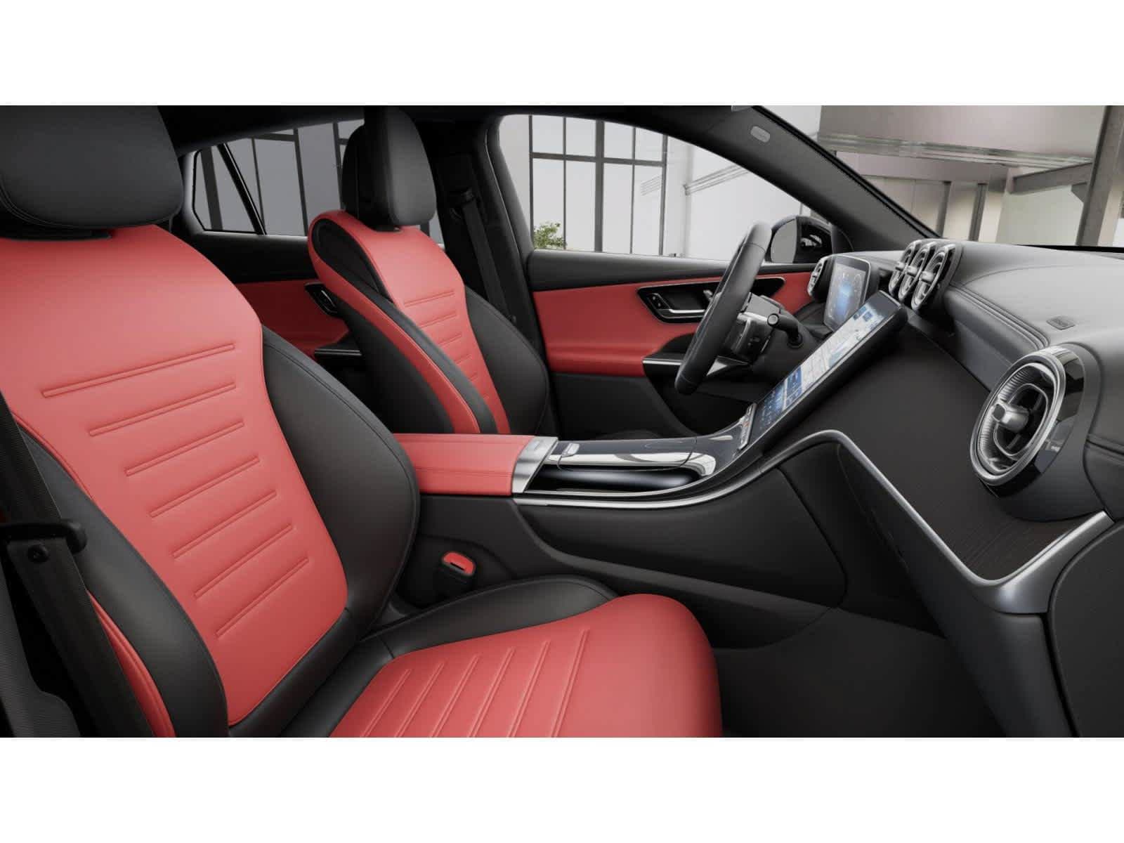 2026 Mercedes-Benz GLC photo 3