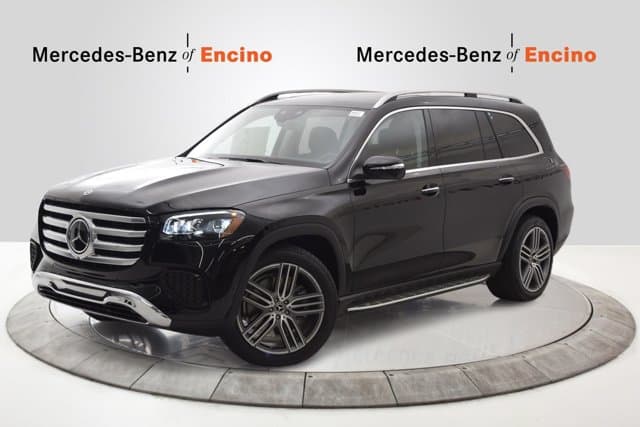 2026 Mercedes-Benz GLS photo 2