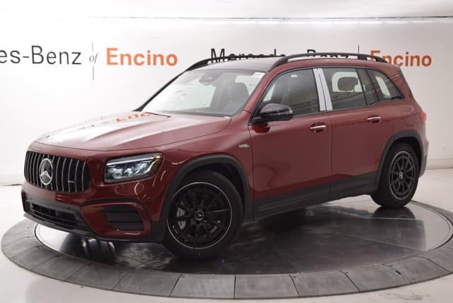 2026 Mercedes-Benz GLB photo 3