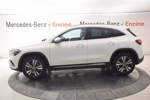 2026 Mercedes-Benz GLA photo 4