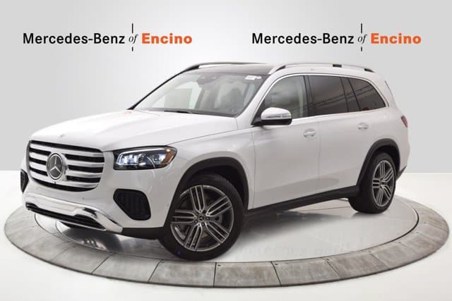 2026 Mercedes-Benz GLS photo 2