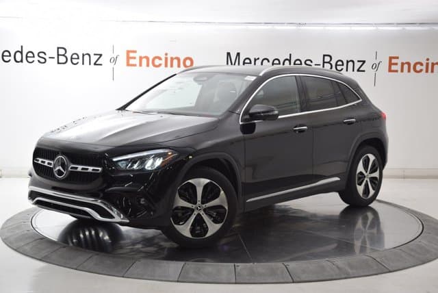2026 Mercedes-Benz GLA photo 3