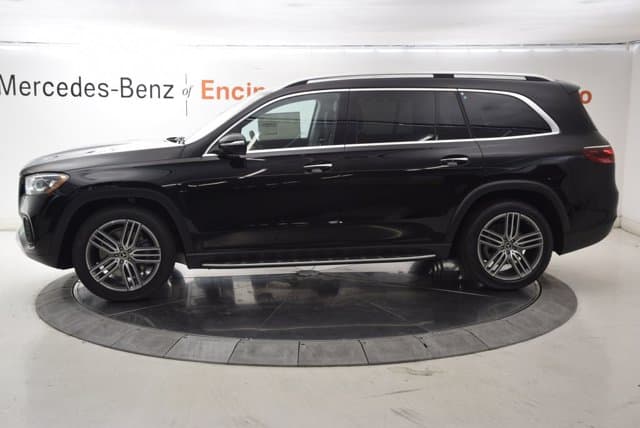 2026 Mercedes-Benz GLS photo 4