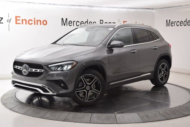 2026 Mercedes-Benz GLA photo 3