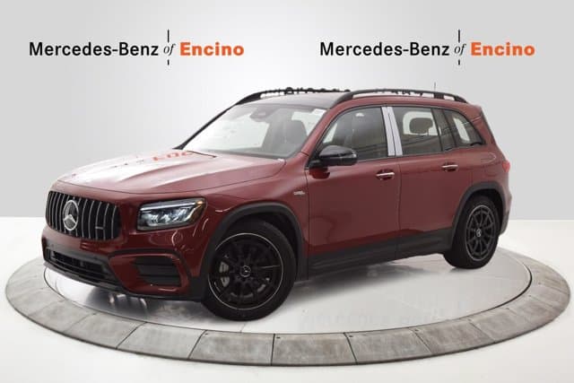 2026 Mercedes-Benz GLB photo 2
