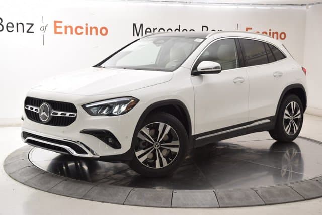 2026 Mercedes-Benz GLA photo 3