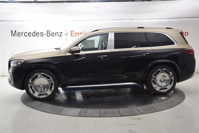 2026 Mercedes-Benz GLS photo 4