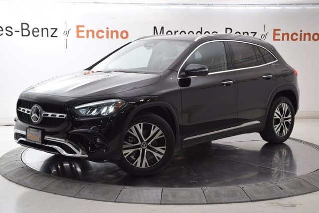 2025 Mercedes-Benz GLA photo 3