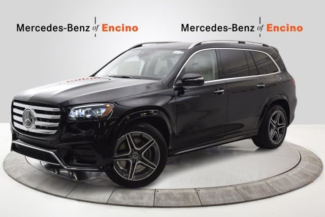 2026 Mercedes-Benz GLS photo 2