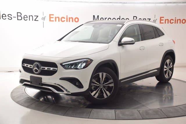 2026 Mercedes-Benz GLA photo 3