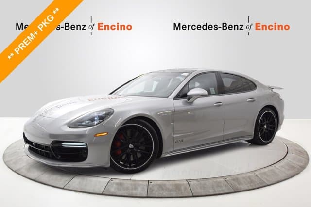 2019 Porsche Panamera photo 2