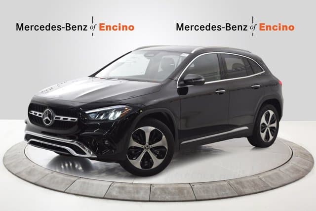 2026 Mercedes-Benz GLA photo 2