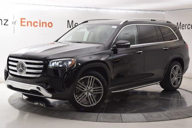 2026 Mercedes-Benz GLS photo 3