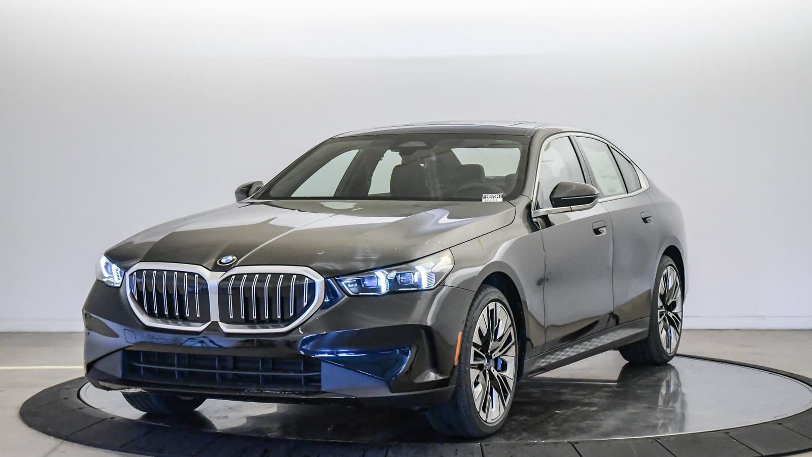 2027 BMW 5