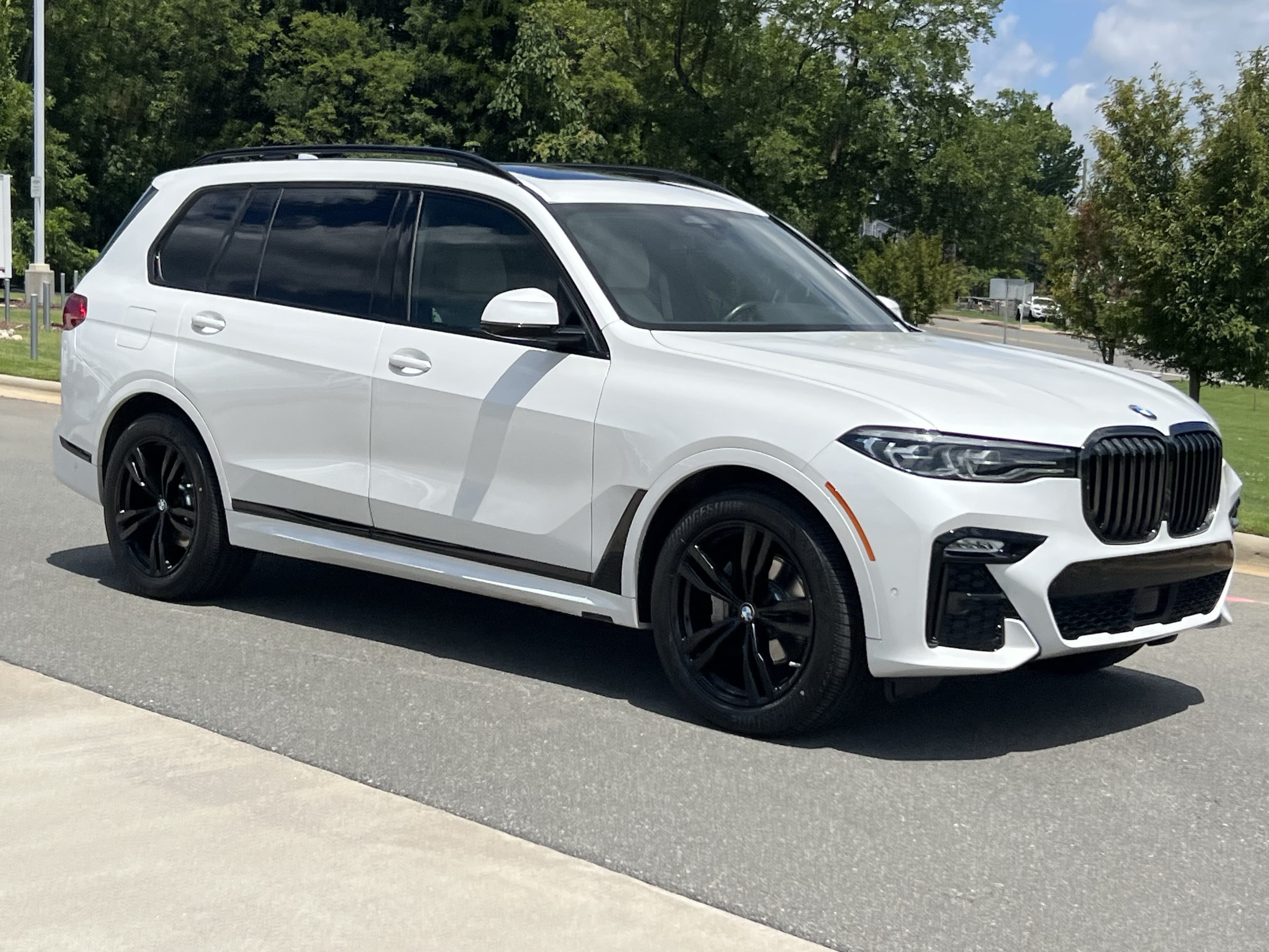 2022 BMW X7