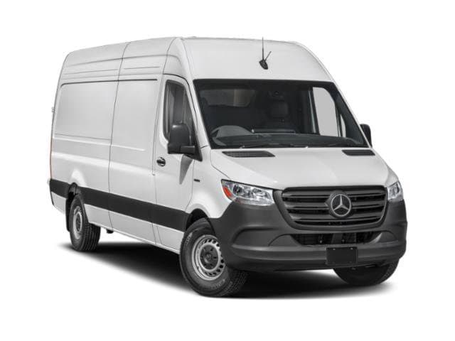 2025 Mercedes-Benz Cargo