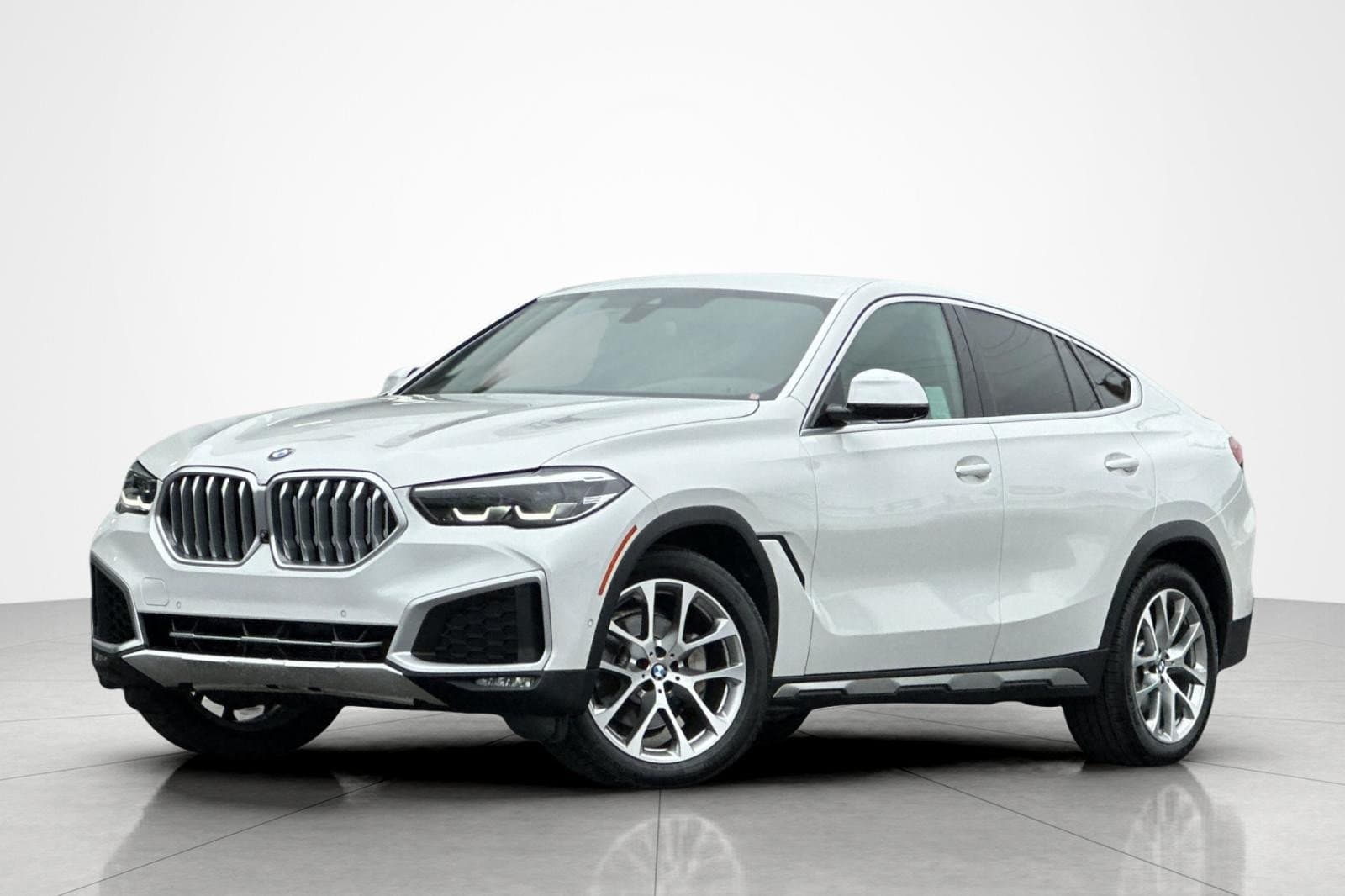 2021 BMW X6