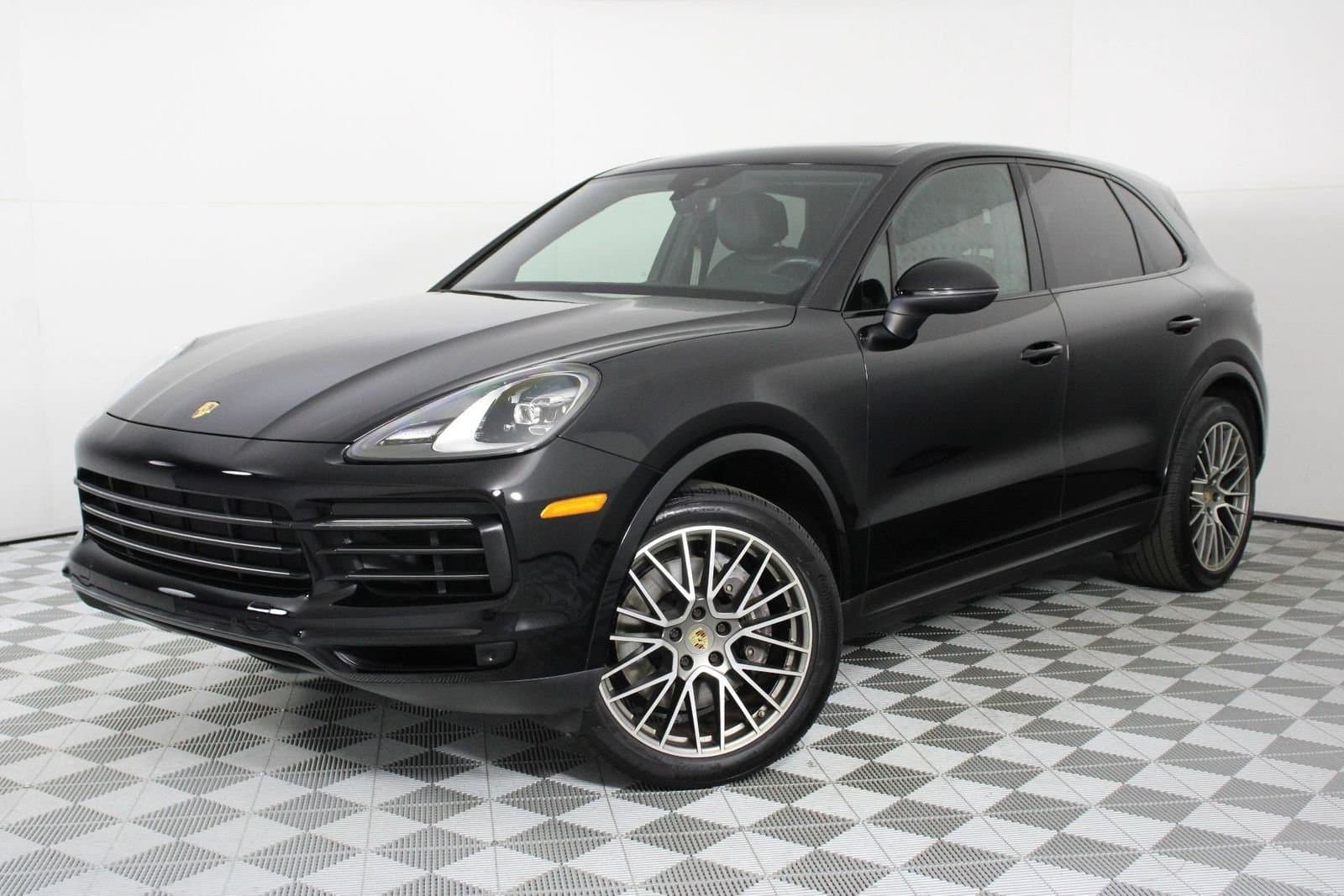 2023 Porsche Cayenne