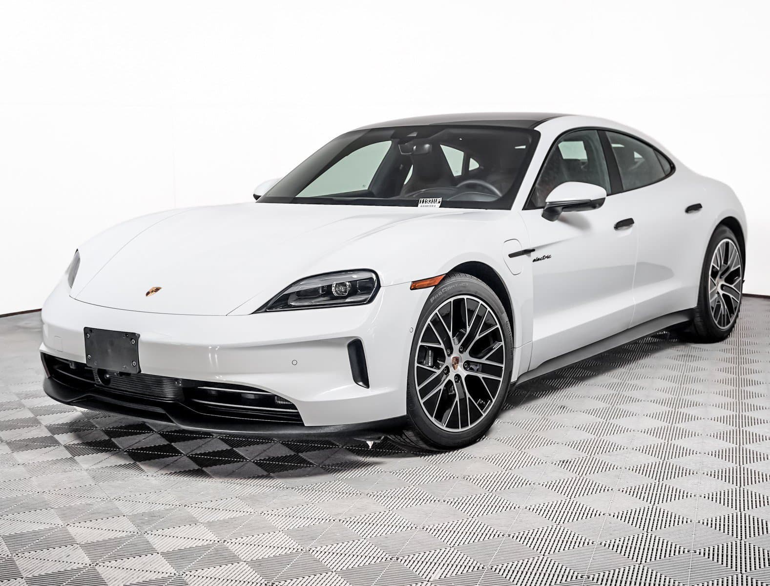 2025 Porsche Taycan