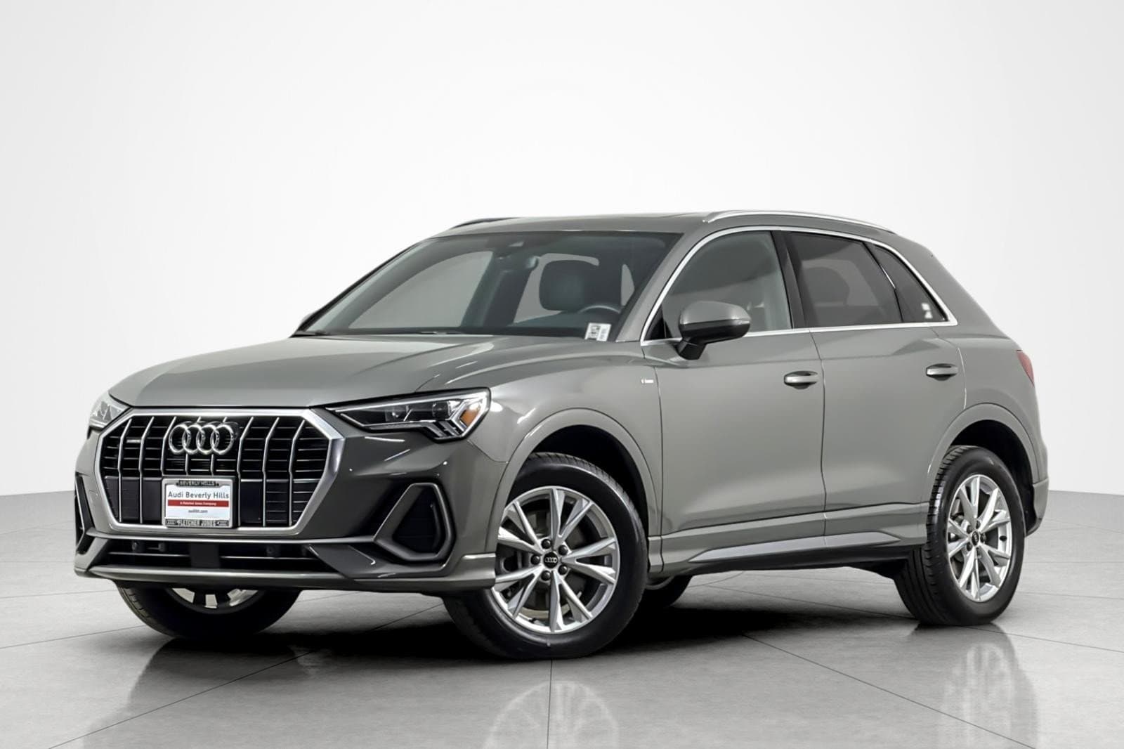 2023 Audi Q3
