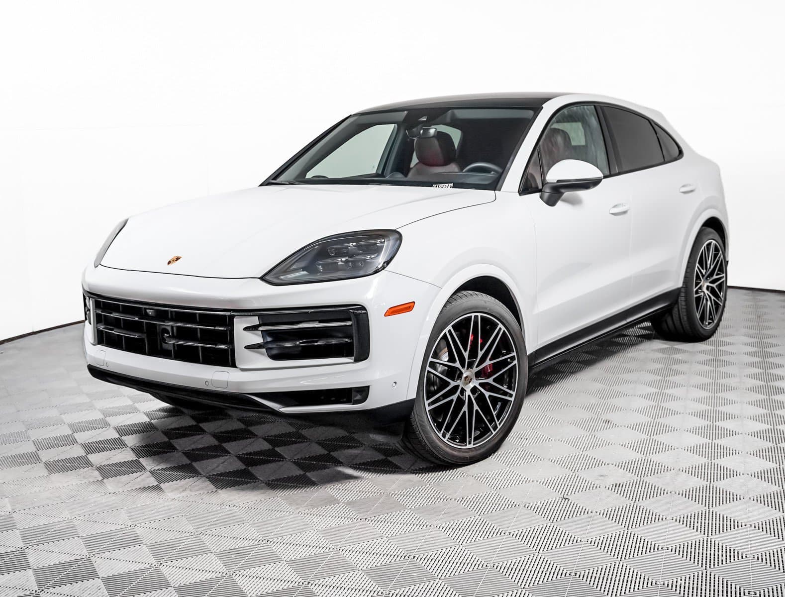 2024 Porsche Cayenne