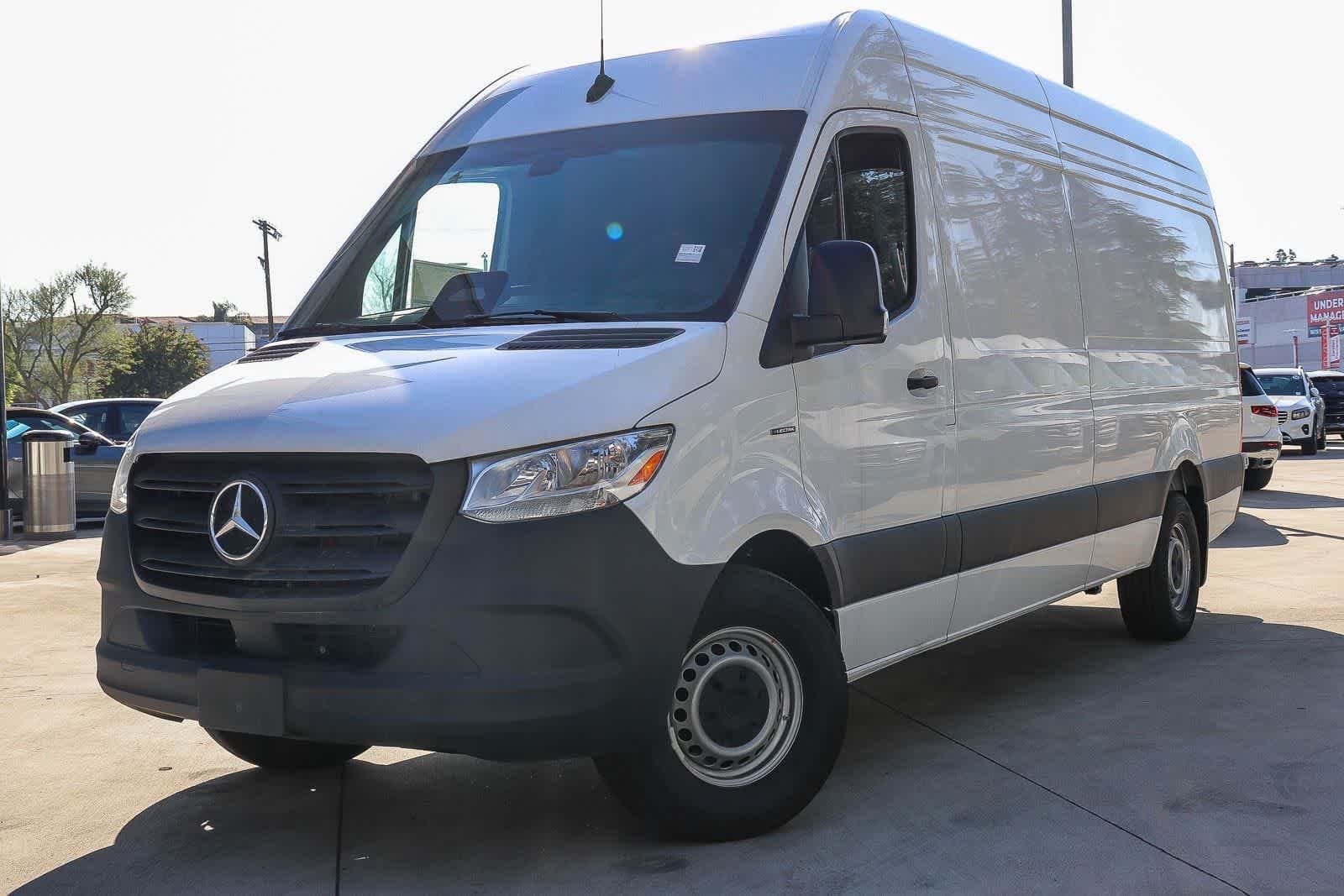 2025 Mercedes-Benz eSprinter